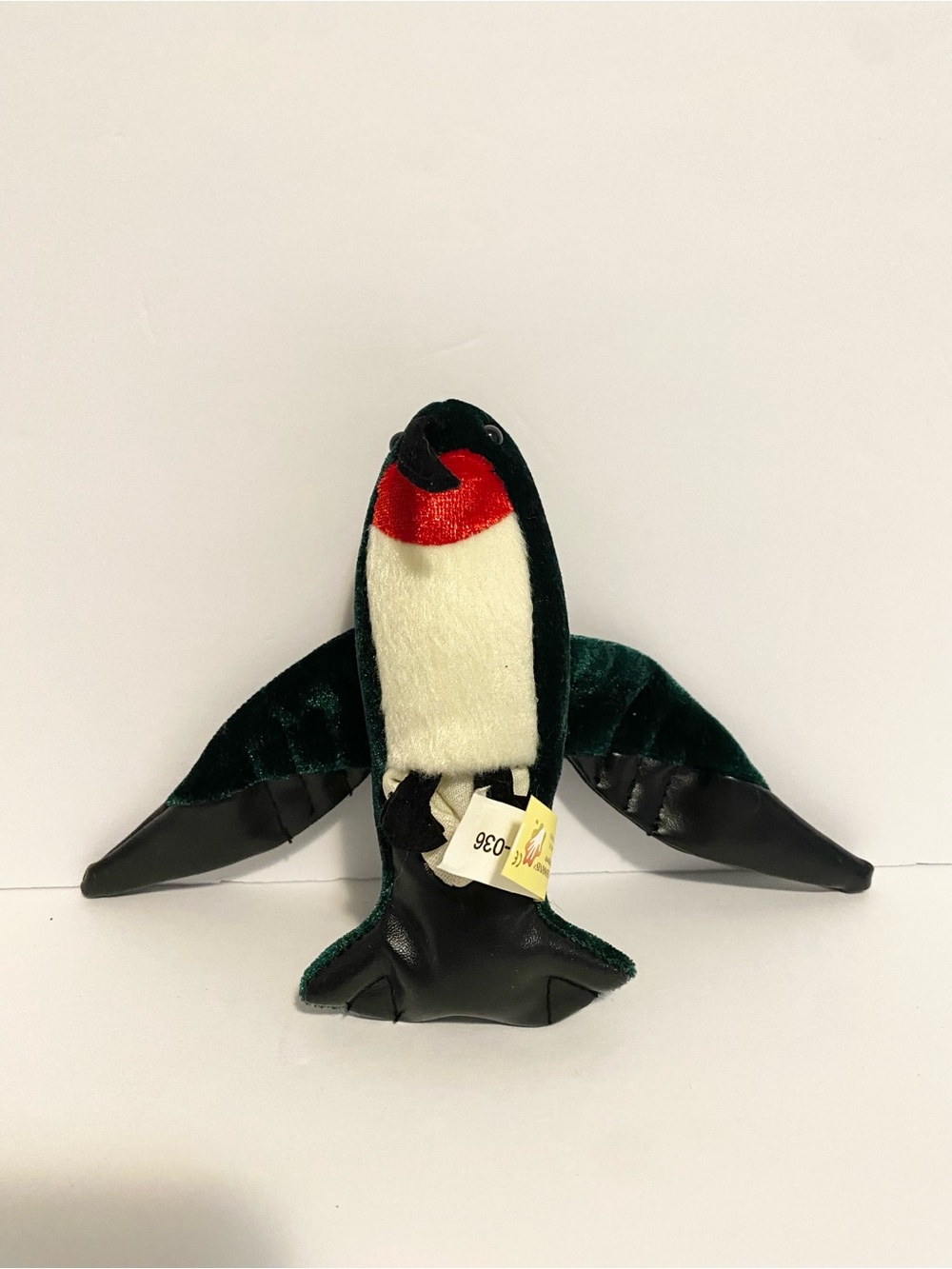 Folkmanis Humingbird Bird Finger Puppet Plush Pretend Play Story Time Puppy Toy